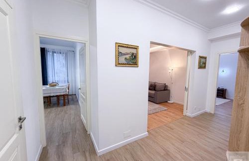 Chisinau Apartamento | RentHouse Apartments Milanin