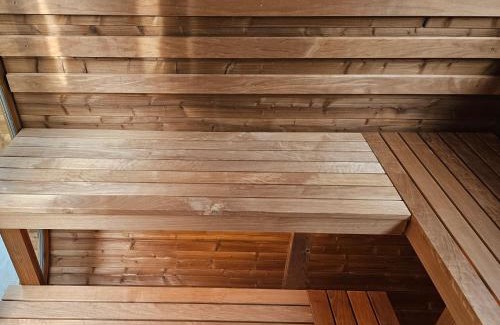 Ridgeway Casa | RentMySpaHomeDOTcoDOTuk