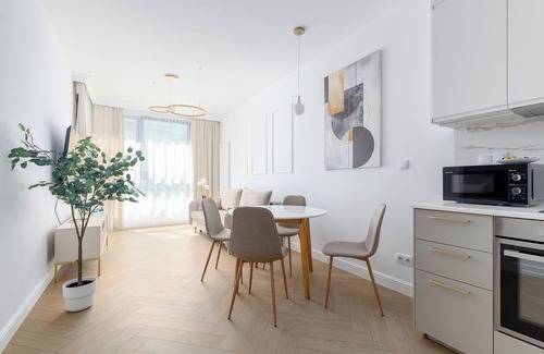 Mirow Apartamento | RentPlanet - Apartament Grzybowska