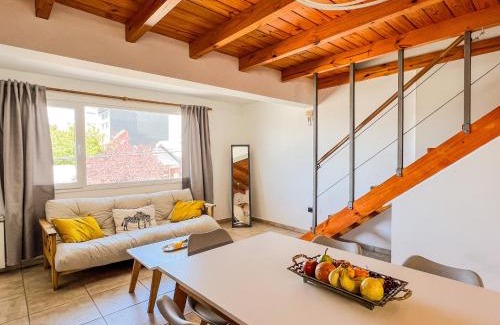 10 de Diciembre Apartamento | RentUp - Cómodo y luminoso dúplex en el corazón de Bariloche