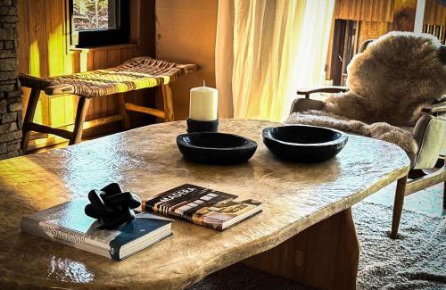 Lanin National Park Casa | RentUp - Casa de diseno ideal para grupos con vista a la Cordillera de Los Andes