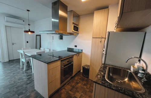 Palermo Apartamento | RentUp - Moderno dpto con balcón en Cañitas