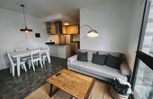Palermo Apartamento | RentUp - Moderno dpto con balcón en Cañitas