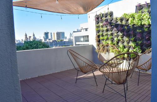 San Telmo Apartamento | RentUp - San Telmo, moderno PH con terraza privada y parrilla