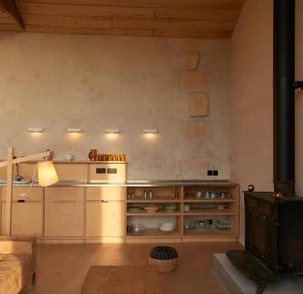 La Gripperie-Saint-Symphorien Casa | Restored Farm Near La Rochelle
