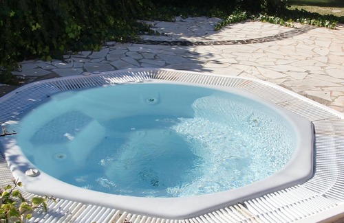 Urbanización Hacienda las Chapas Apartamento | APARTAMENTO EN LA RESERVA DE MARBELLA