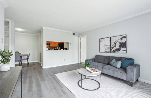 Clodine Apartamento | Reserve at westwood 2300 I Spacious 1 Bed 1 Bath