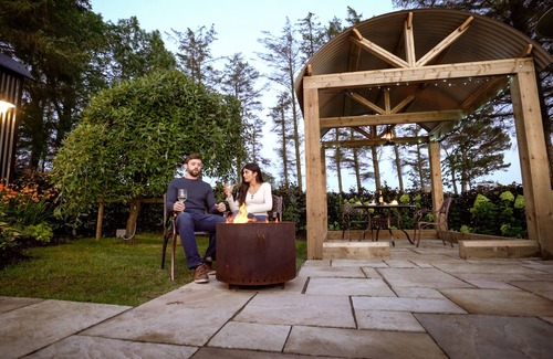 Limavady Apartamento | Reset surrounded by nature in one of our 4 Shepherds Huts at Ballyness