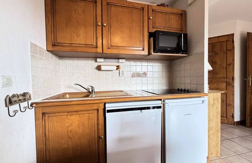Notre-Dame-de-Bellecombe Apartamento | Residence Les Oursons - 3 Rooms for 6 People