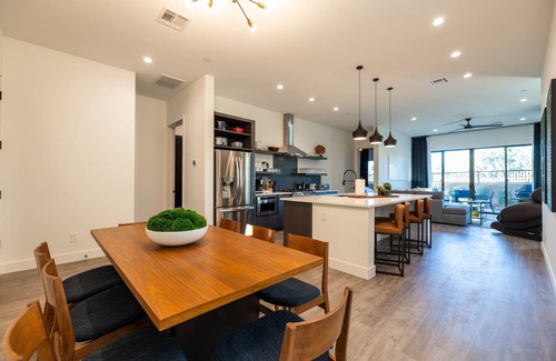 Troon North Casa | Residence 1: The Villas At Troon North Golf Club 5 Bedroom Townhouse by RedAwning