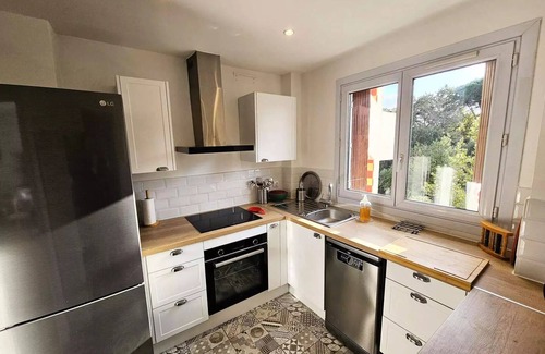 L'Evescat Apartamento | Residence 258-la Seyne Sur Mer - Nice apartment, air conditioning, WIFI, beach and shops on foot
