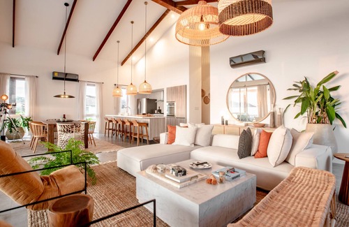 Las Escobas del Venado Casa | Residence 51 - Blue Venao A luxury 4 bedroom 4.5 bathroom beachfront residence