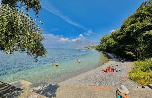 Sensole Apartamento | RESIDENCE BAY OF SILENCE - Lake View, Free Beach, Isle of Lake Iseo