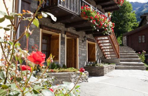 Courmayeur Apartamento | Residence CAV Emile Rey