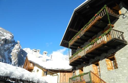 Courmayeur Apartamento | Residence CAV Emile Rey