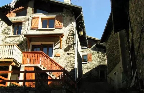 Praranger Apartamento | Residence Clochette - House renovated on 2 floors exposed West