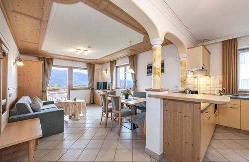Terento Apartamento | 'Residencia Diana Apartamento 303' con vistas a la montaña, balcón y Wi-Fi
