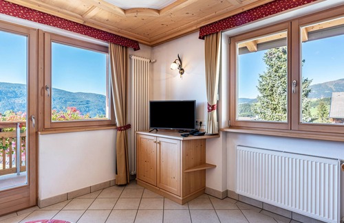 Terento Apartamento | 'Residencia Diana Apartamento 303' con vistas a la montaña, balcón y Wi-Fi