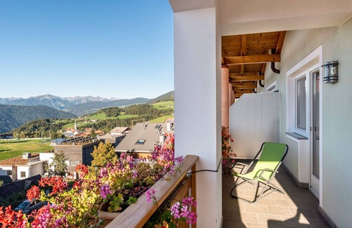 Terento Apartamento | 'Residencia Diana Apartamento 301' con vistas a la montaña, balcón y Wi-Fi