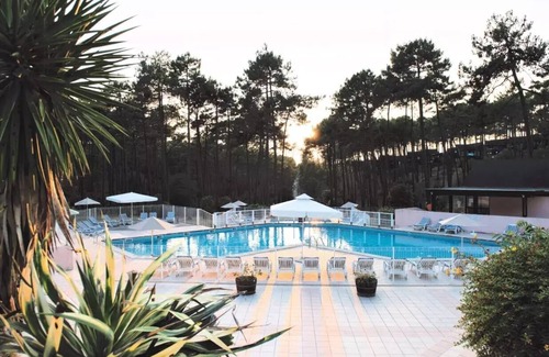 Maubuisson Apartamento | Residence Domaine Les Cavales - 3 room apartment for 6 people with covered balcony