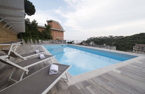 Celle Ligure Condominio | Residence Felice -14 alojamientos a 300 metros del mar, piscina, garaje, edificio nuevo