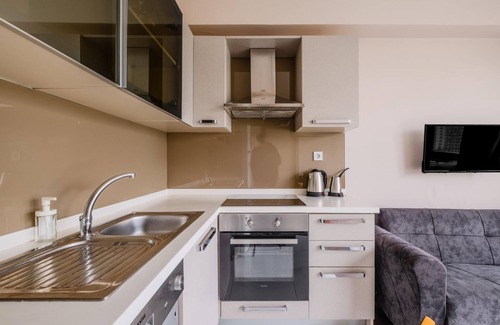 Mahmutbey Apartamento | Residence Flat, 30 min to Istanbul Airport
