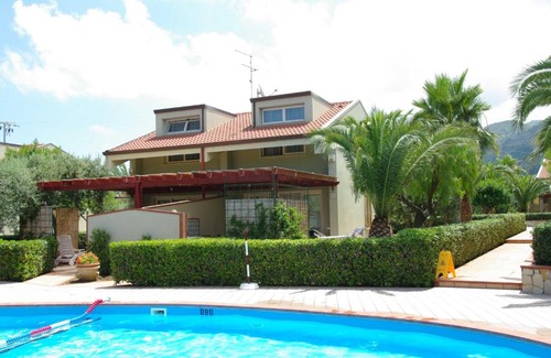 Mazzaforno Apartamento | Residence Fontana Barone