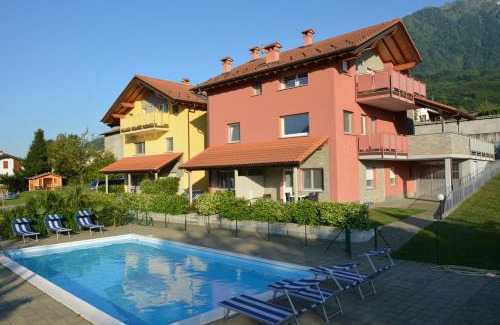 Colico Piano Apartamento | Residence Girasole Casa Gialla