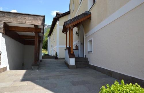 Ortisei Apartamento | Residence Granvara