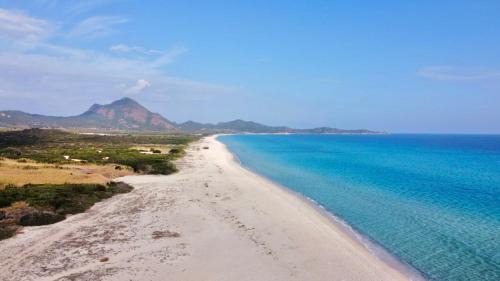 Costa Rei Apartamento | Residence in Costa Rei just 450 meters from the beach, apartments with air conditioning and outdoor private area