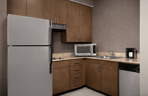 Greensboro Hotel | Residence Inn by Marriott Greensboro Airport