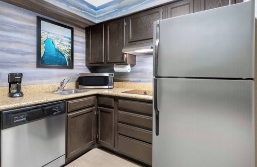 Downtown Indianapolis Hotel | Residence Inn by Marriott Indianapolis Downtown on the Canal
