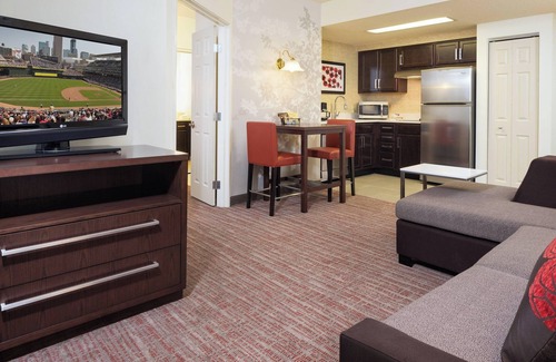 Downtown West Hotel | Residence Inn By Marriott Minneapolis Downtown