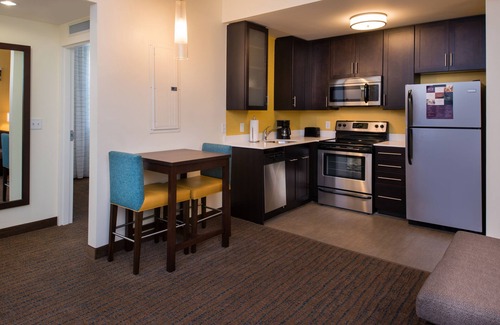Ludlam Hotel | Residence Inn by Marriott Miami West / FL Turnpike