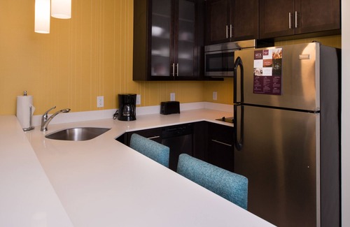 Ludlam Hotel | Residence Inn by Marriott Miami West / FL Turnpike