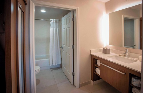 Southeast Pensacola Hotel | Residence Inn by Marriott Pensacola Downtown