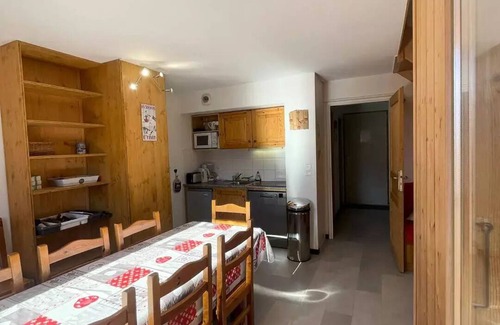 Saint-Jean-d'Arves Apartamento | Residence La Fontaine Du Roi - Spacious apartment 11 beds, Aiguilles d'Arves view