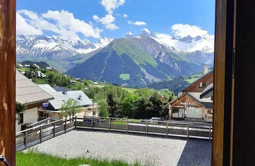 Saint-Jean-d'Arves Apartamento | Residence La Fontaine Du Roi - Apartment 6 beds, 300m from the ski slopes, mountain view
