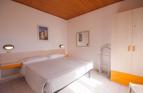 Capoliveri Complejo | Residence La Valdana - 3 room apartment with swimming pool, tennis and parking 1km from the beach
