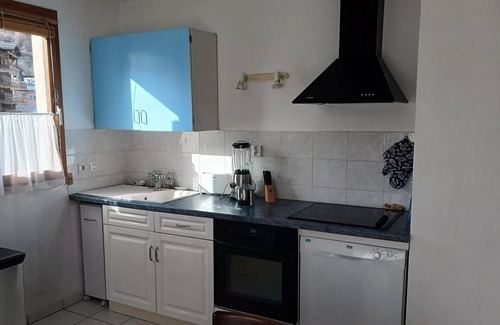 Bourg-Saint-Maurice Apartamento | Residence Le Bergentrum - Spacious 3 Rooms people close to the funicular and the center of Bourg