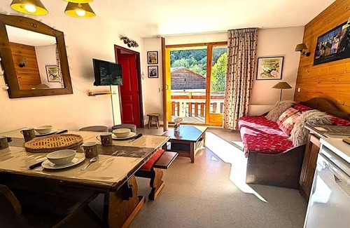 Vallouise-Pelvoux Apartamento | Residence Le Palatine - Pleasant T2 with large balcony 4/6 persons
