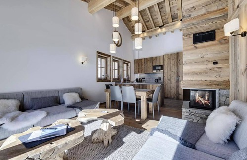 Le Fornet Apartamento | Vrbo Property