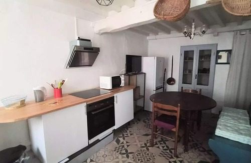 Catllar Casa | Residence Maison De Village F2 Catllar - Houses & Villas for 4 People