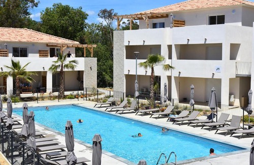 Bravone Apartamento | Residence Marina di Bravone - appartement 6 personnes (5 adultes max.) Vue Mer 1er etage N14