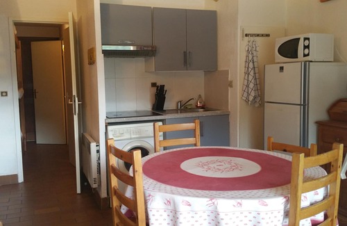 Bastide Giraud Apartamento | Residencia provenzal Piscina Estacionamiento WIFI 2 kms Mar Villeneuve Loubet 3 Habitaciones