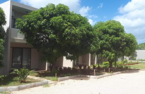 Pointe Aux Sables Apartamento | Residence Rivabella