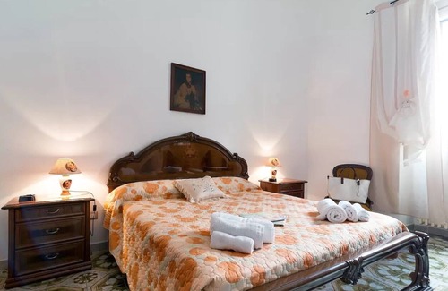 Novoli Casa | RESIDENCE SALENTO: APARCAMIENTO GRATUITO, WI-FI GRATUITO, 4 DORMITORIOS, 2 BAÑOS
