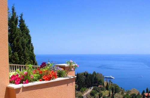 Taormina Villa | Residence Schuler - Apartamento 'C' con vistas al mar y al Etna