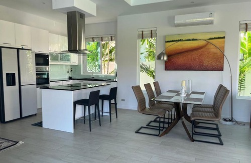 Hua Hin Villa | Residence