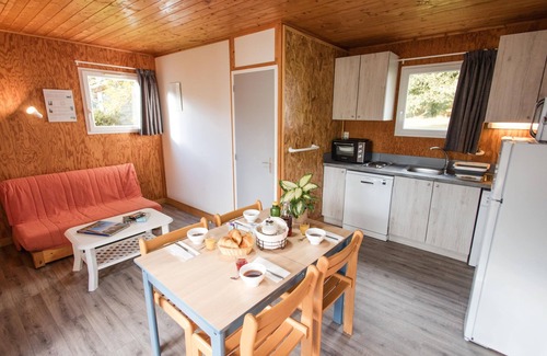 Arlanc Chalet De Esquí | Chalet 4 places.-Chalet-Baño Privado-Diseñador-Vista al Lago
